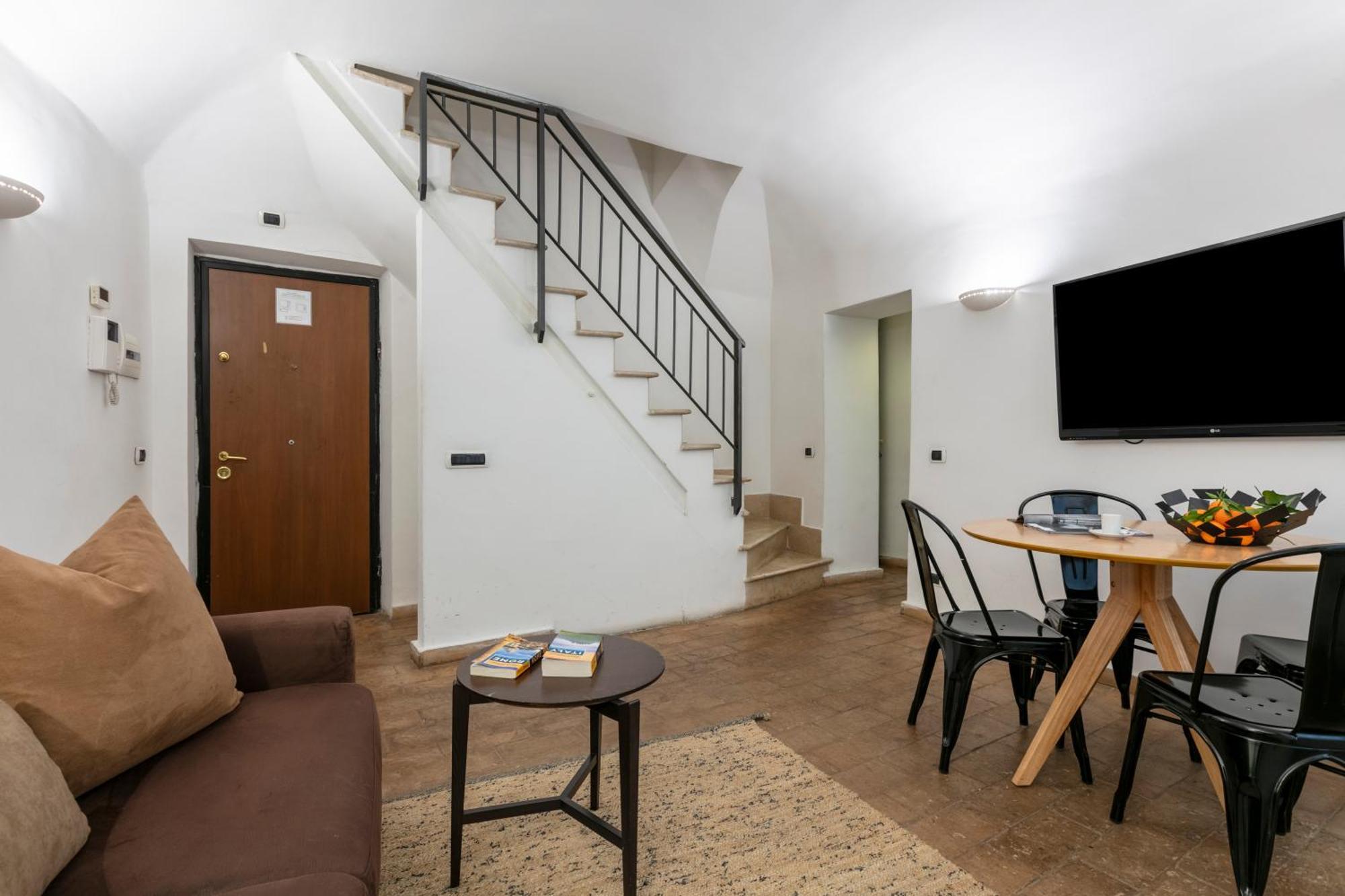 Deza Cozy Place In Monti Roma Exterior foto